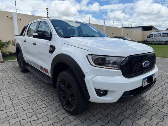 FORD RANGER 3.2 FX4 4X4 CD 20V DIESEL 4P AUTOMÁTICO